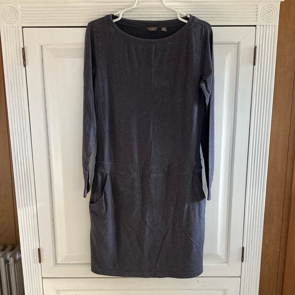 Merrell long sleeve dress with pockets